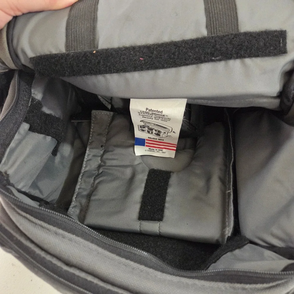 Tamrac 603 Vintage Gray Nylon Camera Shoulder Bag Lens-Bridge System Made in USA